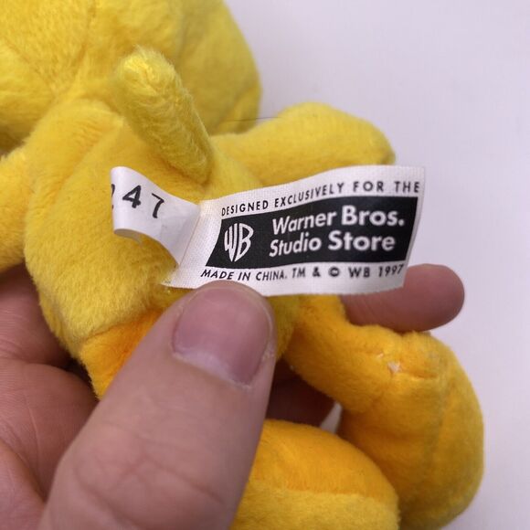 Vintage 1997 Warner Bros Studio Store TWEETY BIRD Bean Bag Plush With Tags 8" - Picture 7 of 9